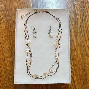 Elegant Pearl and Brown Necklace Set